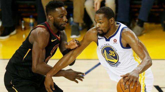 鲁恩表现出 鲁恩表现出